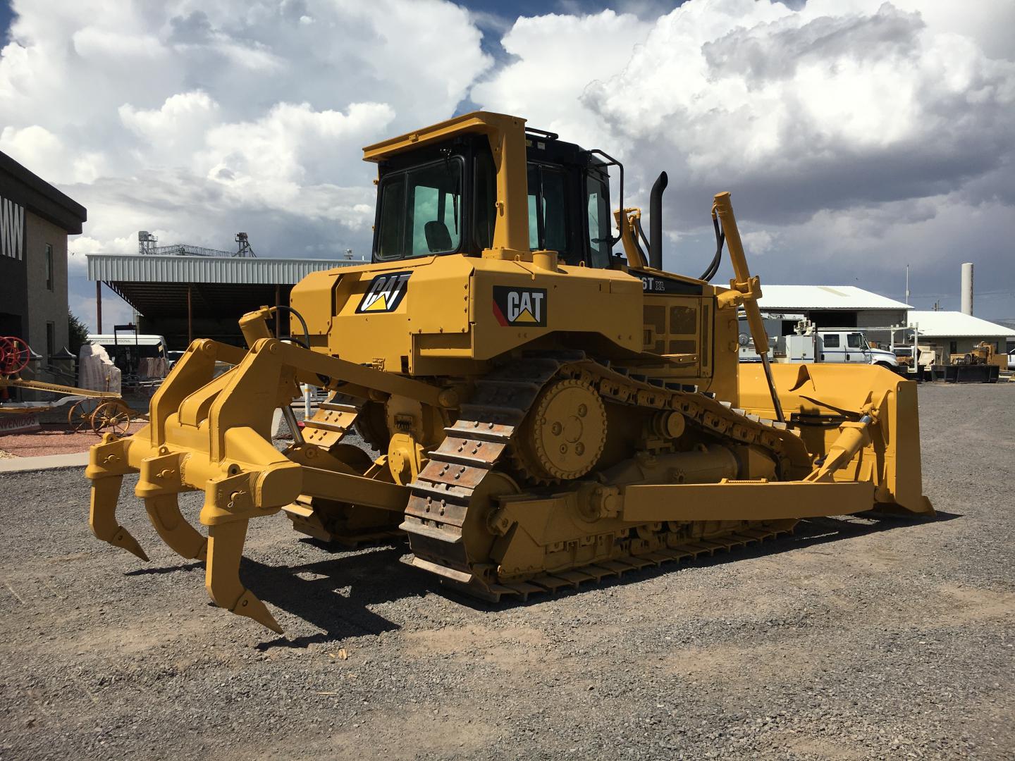 ./imagenes/INVOICE/2019/16115/TOPADOR FRONTAL CATERPILLAR D6T XL (5).JPG